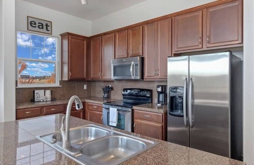 Meridian Casa | Penthouse Comfort in Dove Valley!