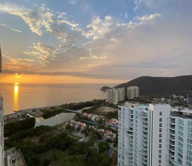 Urb Plenomar Apartamento | PENTHOUSE con Vista y Salida Directa al Mar