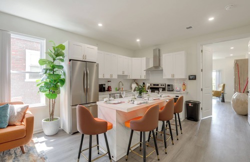 North Philadelphia West Condominio | Penthouse Condo w/ Rooftop Deck in Philadelphia!