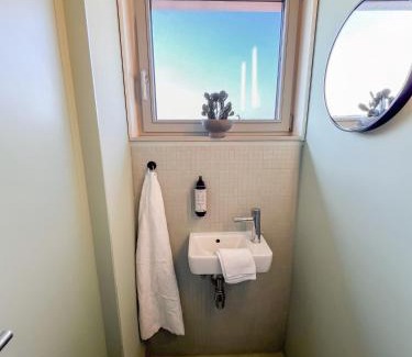 Friedrichstadt Apartamento | Penthouse Deluxe I Dachterrasse I Parkplatz