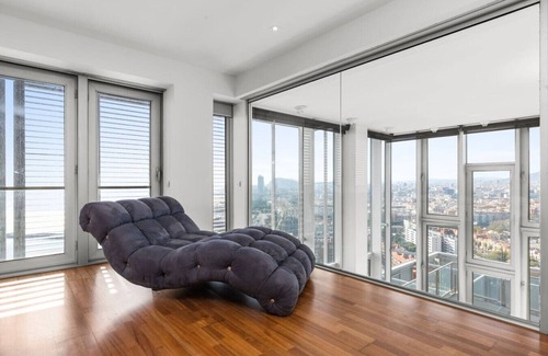 Diagonal Mar i el Front Maritim del Poblenou Apartamento | Penthouse Duplex with The Best Sea and City Views!