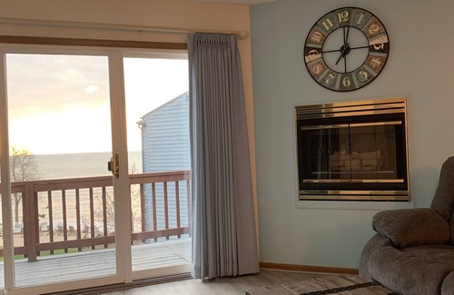 Geneva Condominio | Penthouse Lake View