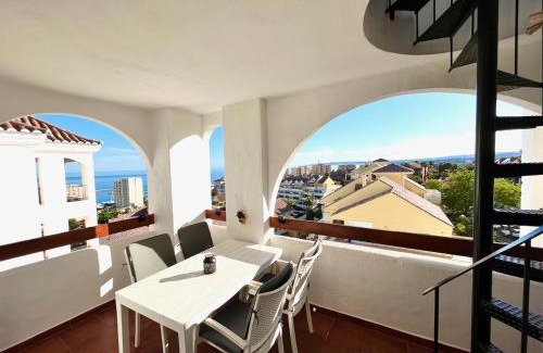 Estepona Apartamento | Penthouse mit private Dachterrasse und Blick auf das Meer, Berge ,Hafen