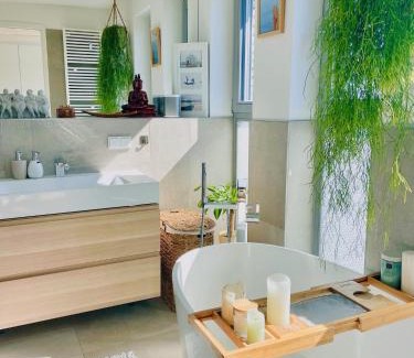 Kaiserlei Apartamento | Penthouse mit Skyline-Blick