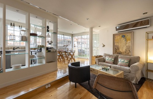 Almenara Apartamento | Ático con amplia terraza y vistas panorámicas en Madrid