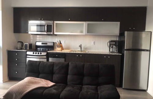 Henry Farm Condominio | Penthouse with swimming pool, saunas, fitness room, BBQ area and indoor carwash.