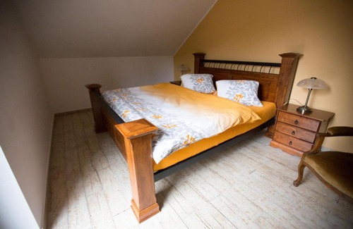 Vraz Casa | Penzion Harmonika