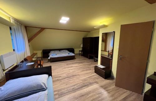 Nove Hrady Casa | Penzion Kaminek