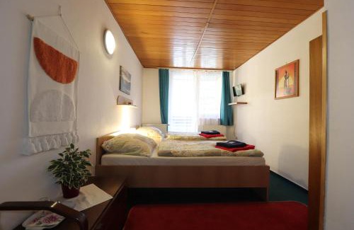 Chvalcov Casa | Penzion Tesák-ČERŇAVA