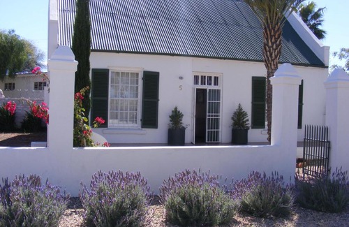 Beaufort West Chalet De Esquí | Pepper Tree Accommodation