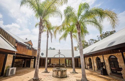 Pokolbin Casa | Peppers Creek Accommodation