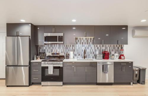 West Bellevue Apartamento | Perch - Bellevue Splendor Fern Suite