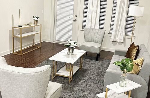 Highlands - Perkins Apartamento | Perfect 1 bedroom condo FREE parking