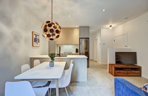 Pointe-Saint-Charles Condominio | Perfect 2bdr in the hart of Montreal