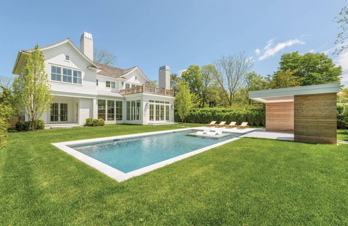 Village of East Hampton Casa | Perfect Beach House - 1 Block to Town and the Beach in Minutes.