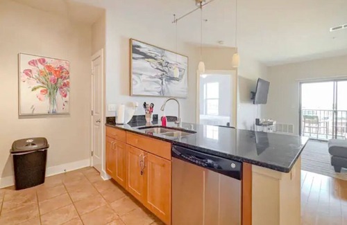 Downtown Apartamento | Perfect Downtown Lansing Condo