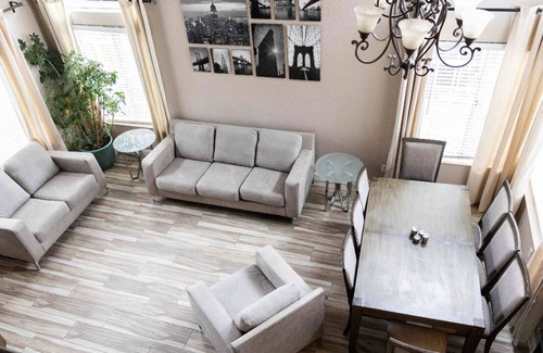 West Sacramento Casa | Perfect family home 4 bedroom luxury house