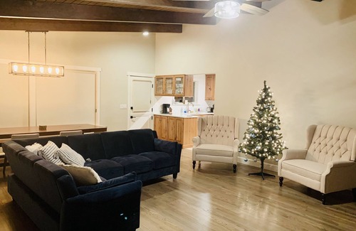 Shelton Casa | Perfect hideaway on a serene and peaceful lake
