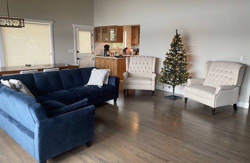 Shelton Casa | Perfect hideaway on a serene and peaceful lake