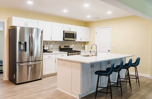 Hanahan Casa | Perfect Home For Family Vacation with Private Pool