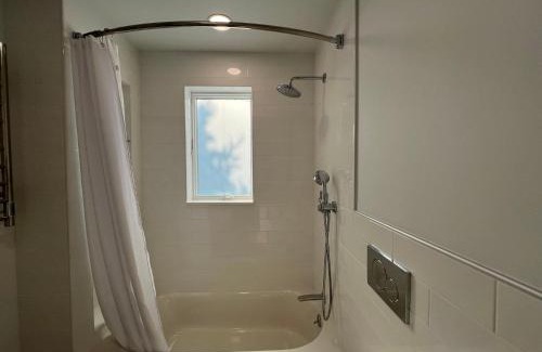 Queens Casa | Perfect in NYC Woodside Queens