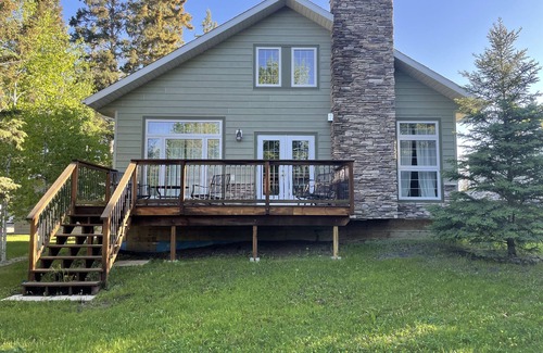 Wasagaming Cabaña | Perfect in the Park - In Riding Mountain National Park