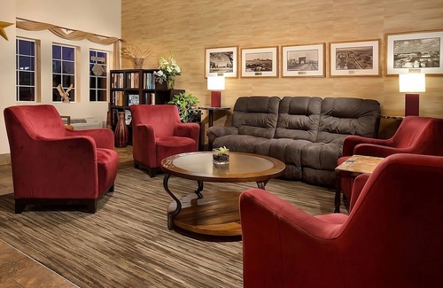 Pullman Hotel | Perfect Location for Vacation! Gorgeous Room w/ Free Breakfast, Free Parking