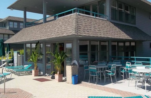 Beach Haven Condominio | Perfect location! Steps to the sea, sand and pool-Oceanfront condo!