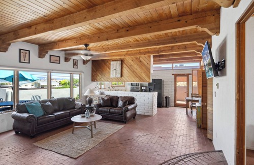 Albuquerque Casa | Perfect Mountain and Sunset Views