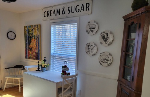 Roseland Casa | Perfect mountain getaway nestled in the heart of Nelson County.