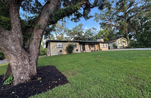 Tallahassee Casa | Perfect Stay Near FSU, FAMU & TCU –Comfort, Convenience & Game Day Ready