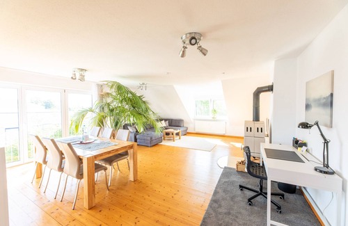 Adelsdorf Apartamento | Perfekt für Gruppen und Familien! 120 qm Wohnung Nähe Bamberg