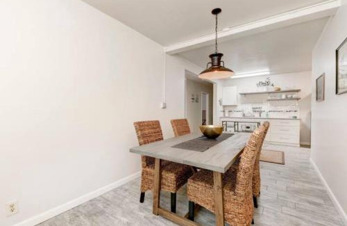 Little Italy Apartamento | Perla D'Italia -1BR- FREE Driveway Parking -1 Car