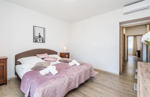 Hradec Kralove Apartamento | Perla Hradce 303