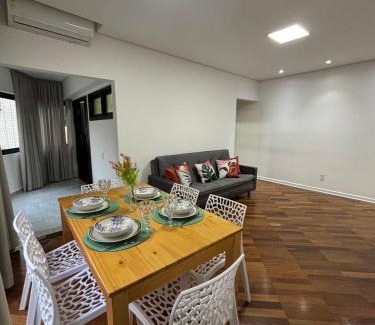 Aparecida Apartamento | Perto da Praia com ar e estacionamento