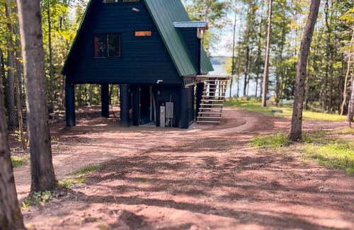 Crandon Cabina | Peshtigo Pines Treehouse in Crandon, WI