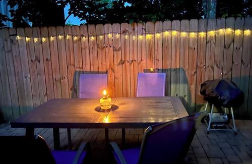 Royal Pines Casa | Pet friendly, 3-bedroom home, close to Asheville, WiFi & fully fenced backyard.