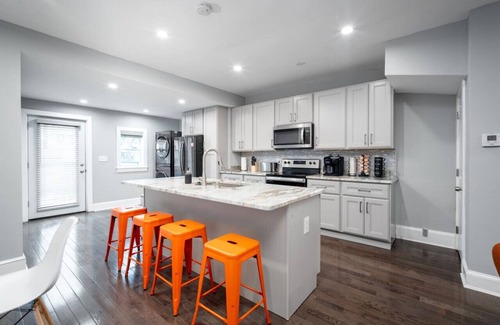 Brightwood Park Casa | Pet-Friendly 3BR DC Home | Free Parking + Backyard + Prime Location