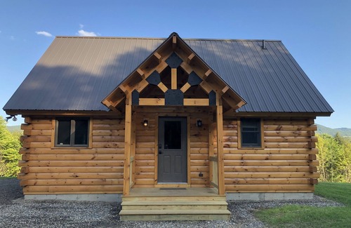 Lyndon Center Casa | Pet Friendly cabin in East Burke - on the Kingdom Trails