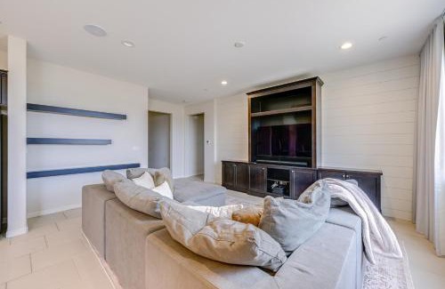 Clovis Casa | Pet-Friendly Clovis Home - Near Mall and Waterpark!