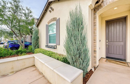 Clovis Cabaña | Pet-friendly Clovis Home - Near Mall & Waterpark!