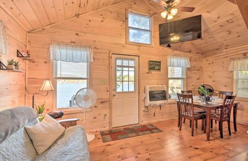 Ellsworth Casa | Pet-Friendly Ellsworth Cottage on Branch Lake
