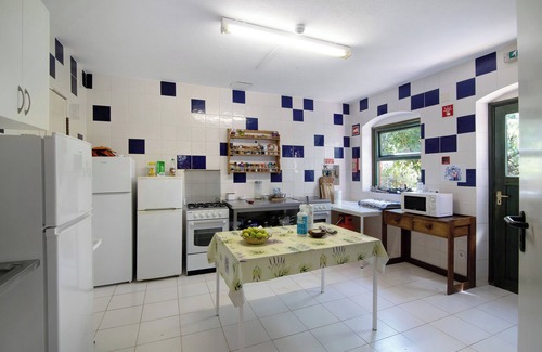 Tavira Casa | Finca Fazendinha con vistas a la montaña, piscina, Wi-Fi, jardín y terraza; admite mascotas