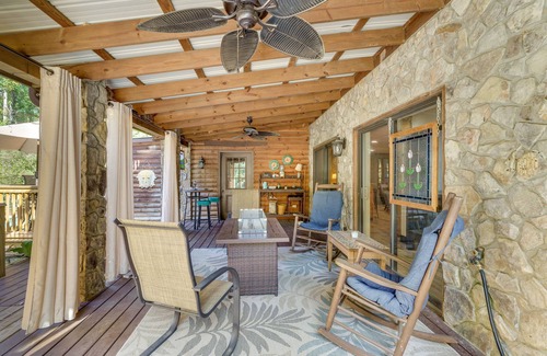 Hickory Casa | Pet-Friendly Hickory Vacation Rental w/ Fire Pit!