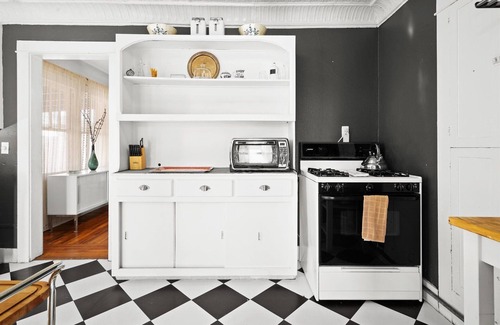 Coronado Casa | Pet-friendly historic Downtown Phoenix home w/ private yard, BBQ grill, and more