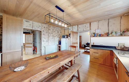 Saint-Estephe Casa | Pet Friendly Home In Saint Estephe
