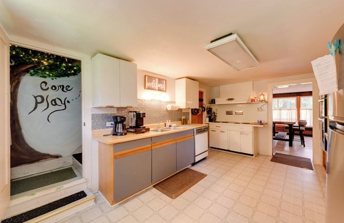 Hillsgrove Cabaña | Pet-friendly Home w/ Game Room in Hillsgrove!