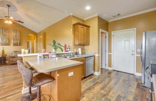 Moundville Casa | Pet-Friendly Home with Fenced Backyard in Moundville