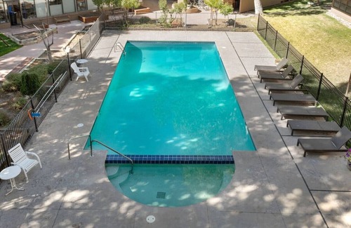 Vail Apartamento | Pet Friendly Luxury East Vail Condo - On Bus Stop!