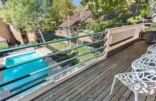 Vail Apartamento | Pet Friendly Luxury East Vail Condo - On Bus Stop!